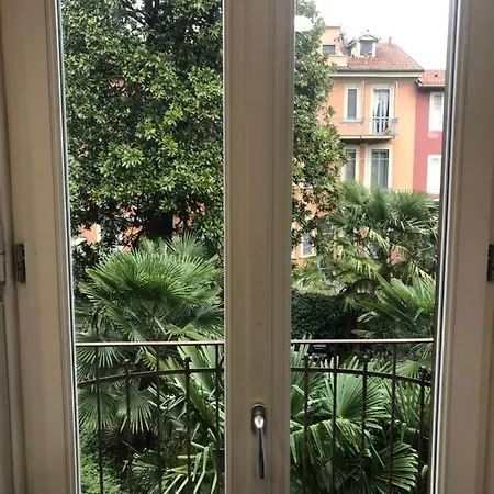 Lippi 42 With Private Garden Mediolan